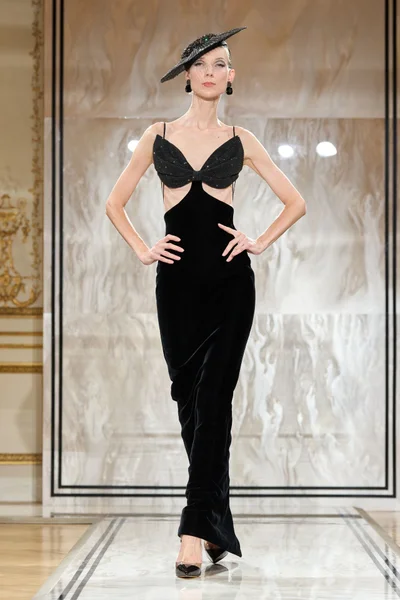 Look 75